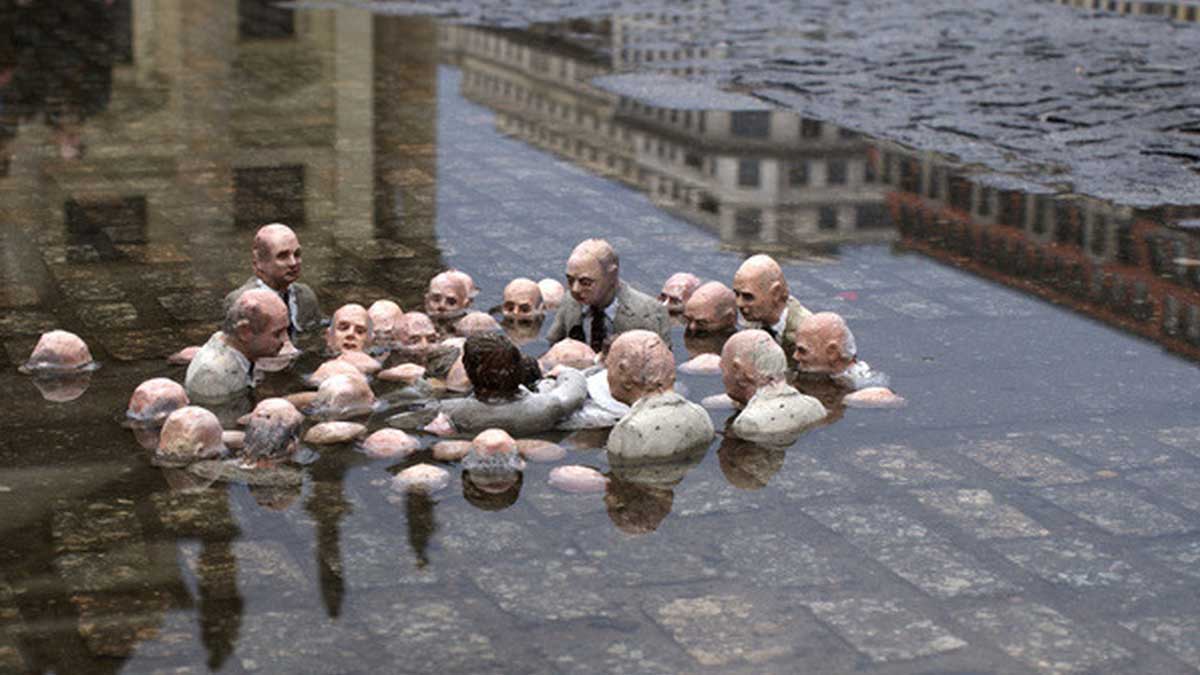 image from Isaac Cordal Le monde est une scène